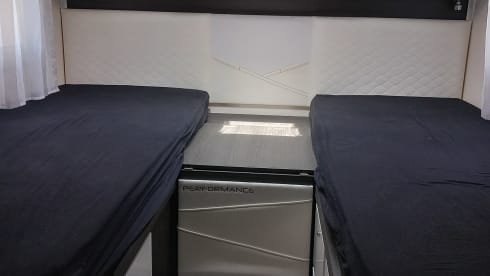 Modest – 5p Roller Team alcove from 2021