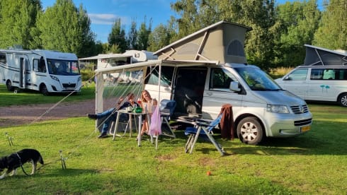 Volkwagen T5 – 4p Volkswagen campervan from 2007