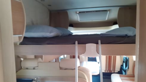 4p Bürstner semi-integrated uit 2013