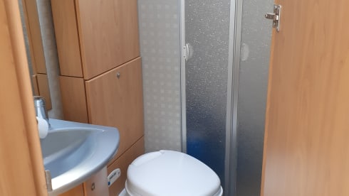 2p Fiat semi-integrated uit 2004