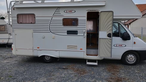Alfredo  –    Gemütliches Wohnmobil für 4 Personen