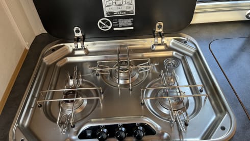 Heerlijk familie camper met grote zithoek  – 5er Hymer integriert ab 1998