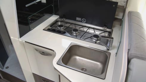 MC4 873 – McLouis Yearling 83