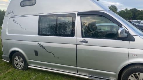 Lizzie  – 4 berth Volkswagen campervan from 2008