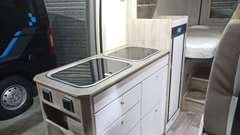Brand new 3p Peugeot Bravia busCamper from 2023