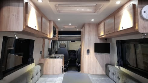 MH21 – 2 Berth Campervan/Motorhome - Fully equipped for your next Adventure