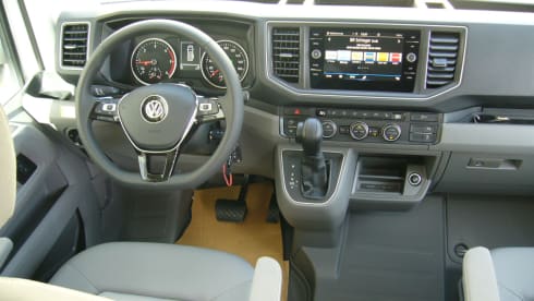 Charles – VW Grand California 600 fully equipped