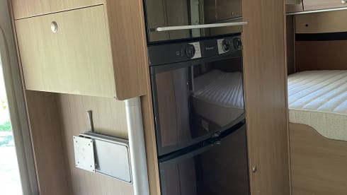 IXEO – 4p Bürstner semi-integrated from 2009