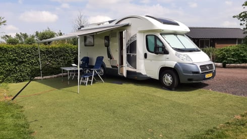 Camper 4p Roller Team semi-integrated from 2013