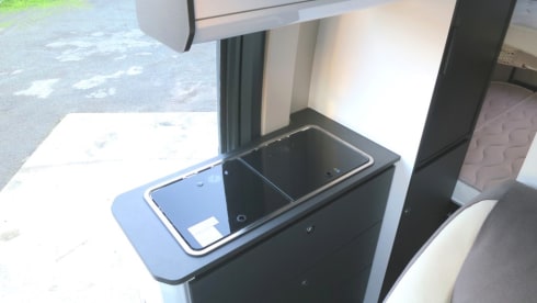 Menfys (1)  – Menfys VAN 3 MAXI S-Line (1) with optional bike rack