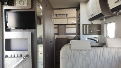 C25 – 4p Bürstner semi-integrated from 2018