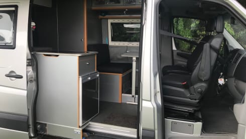 MB Sprinter 318 CDI (184hp) Full Option Bus Camper !! 210cm Stand Height !!