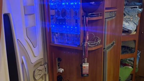 Hobby Siësta 650 – 6p Hobby alcove from 2010