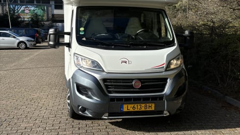 Fiat Ducato Rollerteam 2020  – 4p Roller Team semi-integrated uit 2020