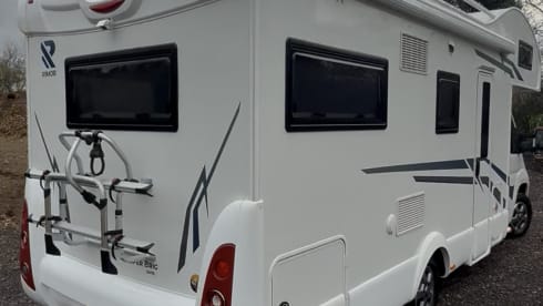 Home On Wheels  – 5 berth Fiat alcove from 2020