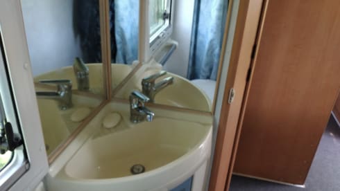Semi-integrale 4 posti con letto alla francese