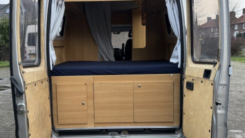 Factory campervan La-strada Airco (flexible pick-up and return)