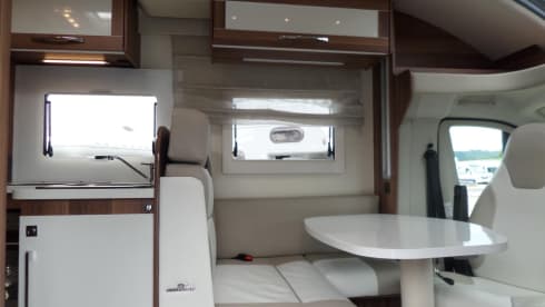 Mr T – LUXURY MOTORHOME 