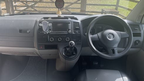 Jane  – 3 berth Volkswagen integrated from 2015