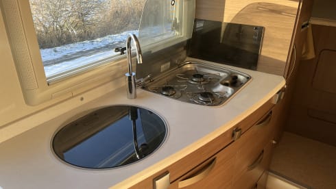 4p Adria Mobil integrated uit 2008