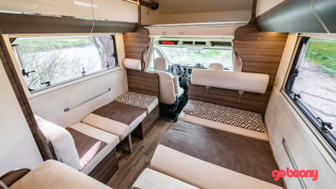 Ideal family camper for 6 people
