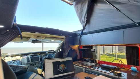 Off grid campervan  – 4 berth Other campervan from 2006