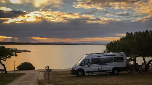 Buscamper Huren en Zorgeloos genieten