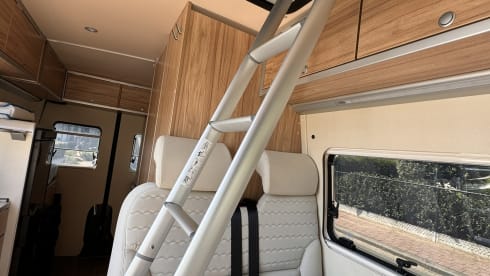 Hogan – 4p Mercedes Hymer 4x4 - 2023