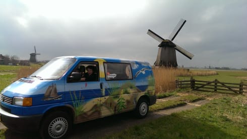 Beach – Beach - Cozy and robust VW T4 campervan