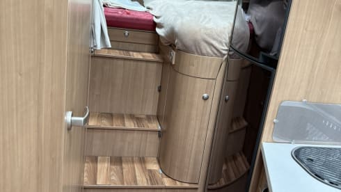 2p Hymer semi-integrated uit 2015