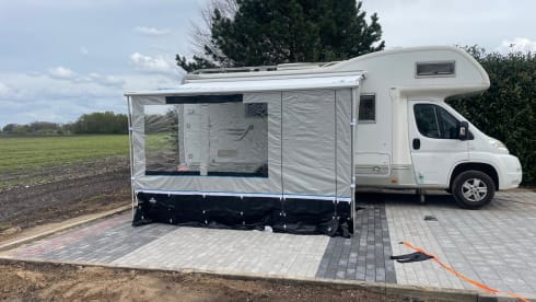La bella vita – Luxury 6 person Arca Camper