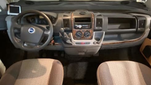 Dicker – Motorhome all inclusive