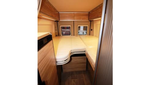 Yellowstone  – Hymer Bus camper