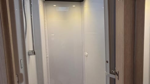 Making Memories 1 – T67s Sunlight semi-integrated 2024 Automatic