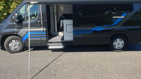 Arturo – 2 berth Peugeot boxer Asphalt from 2021