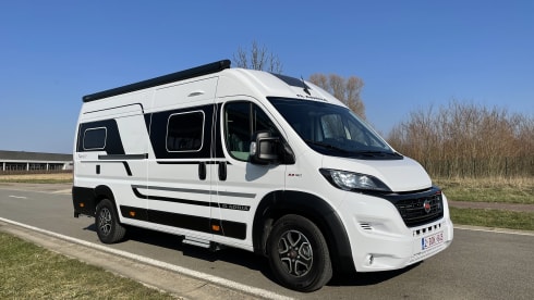 Adria Twin 640 SGX Plus A AUTOMATIC