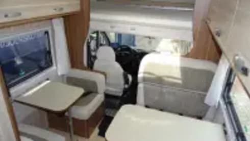 Super – Nice spacious camper for 6 people