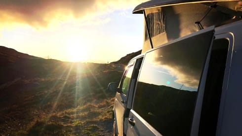 Mindy - 4 berth Volkswagen campervan from 2018