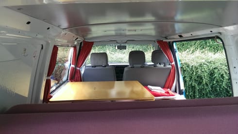Beach – Beach - Cozy and robust VW T4 campervan