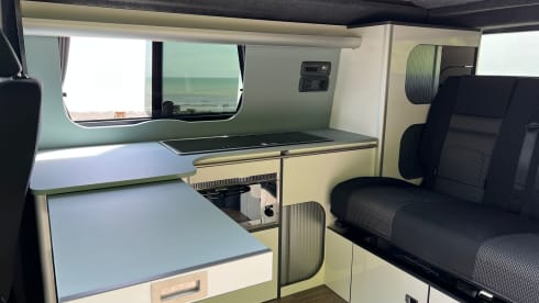 (VW002) 2022 AUTO 'Rebellion' VW Camper Van Sleeps 2 Adults + 2 Children