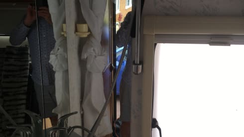 AVA – 2 berth Peugeot advangarde from 2006