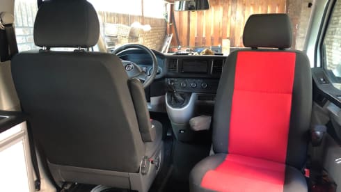 Kreeft – 2p Volkswagen 2015, from 2019 new Sallander installation from Aart camper construction