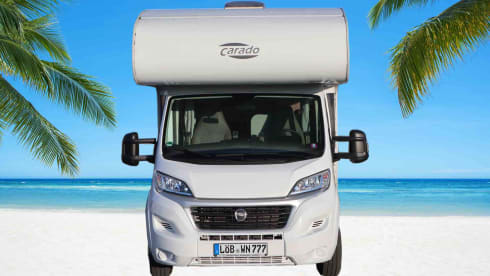 Carado 464 – Rent mobile home Carado 464 with 6 sleeping places