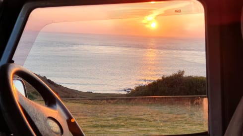 Blue Belle – Land Rover Camper for Family Camping