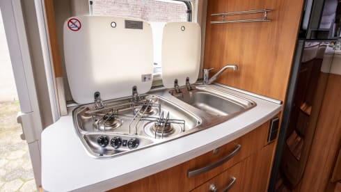 Happy Hymer family camper (automatic) for 4 people B driving license