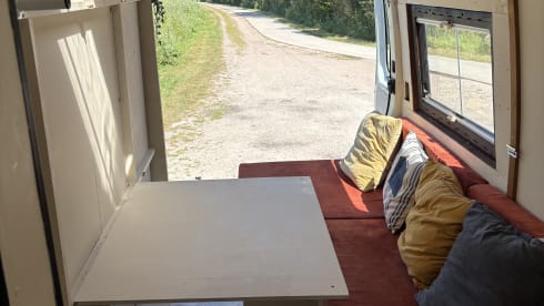 Leentje – 2p Renault bus uit 2005