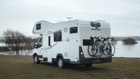 Jura – Jura - 5 Berth Luxury Motorhome