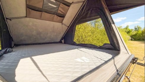 4p Volkswagen Crafter 2.0TDI custom build Off-road Full Electric 