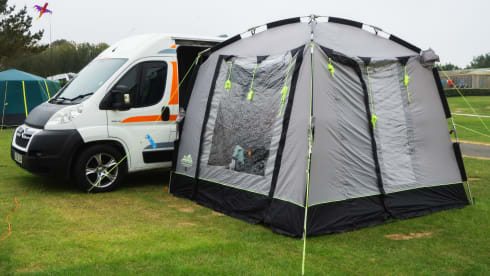 Peace  – 2 berth Luxury Citreon camper (offgrid camper)