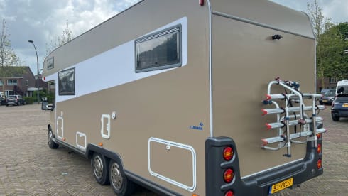 FrisWit – Spacious, bright, comfortable and renovated 6p alcove